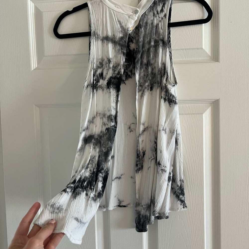Tie dye open back tank top- size small